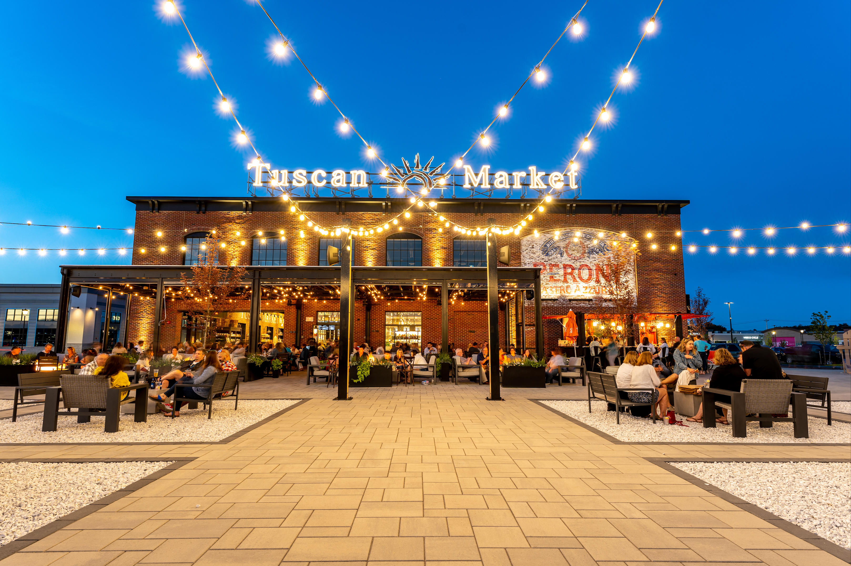 Tuscan Market Exterior